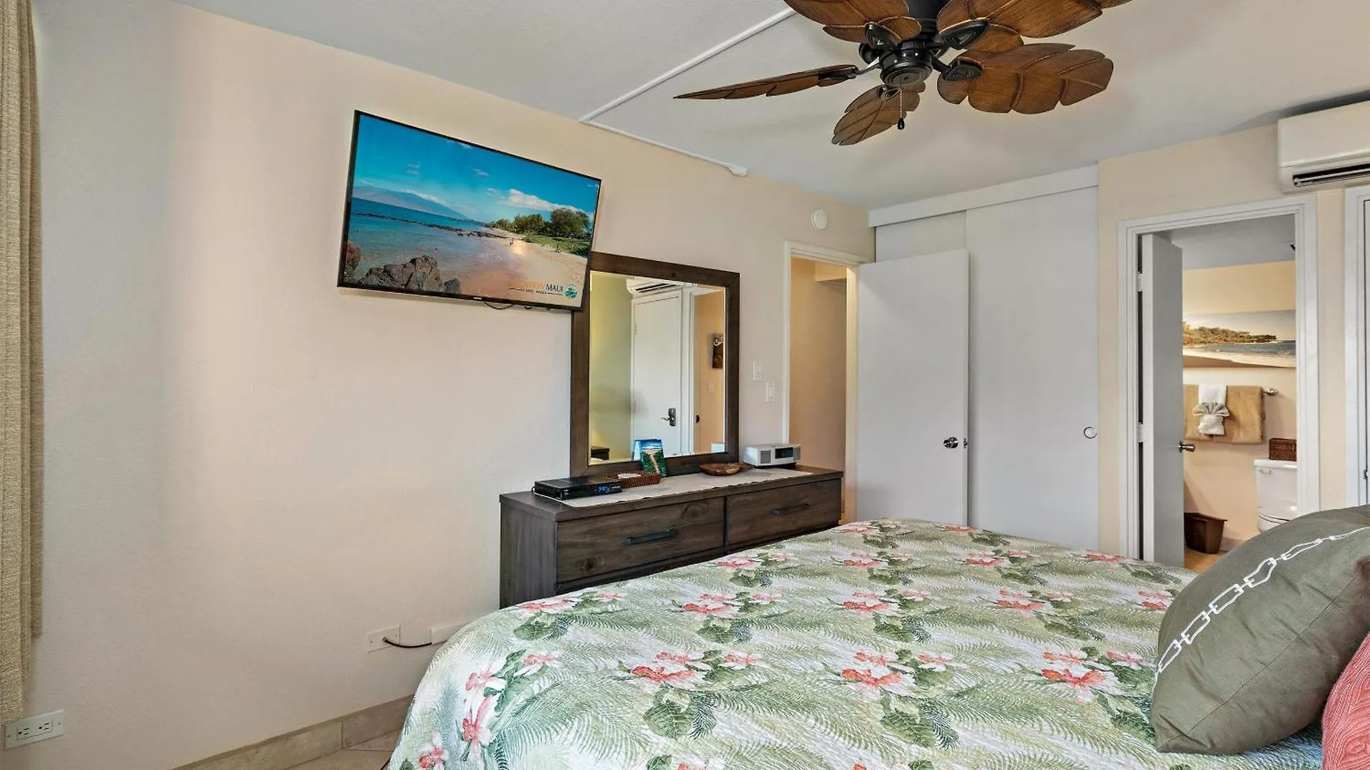 Сasa de vacaciones Kamaole Sands 9-301 - Luxury Renovation, Split Ac Wailea  Estados Unidos